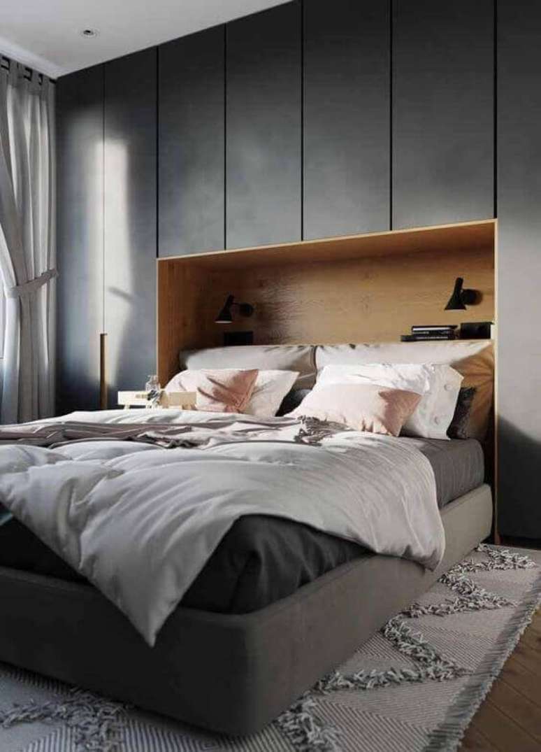 1. Cama box casal grande no quarto planejado – Via: Pinterest