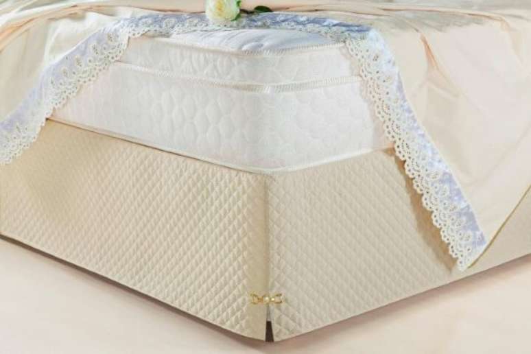 3. Cama box casal grande – Via: Pinterest