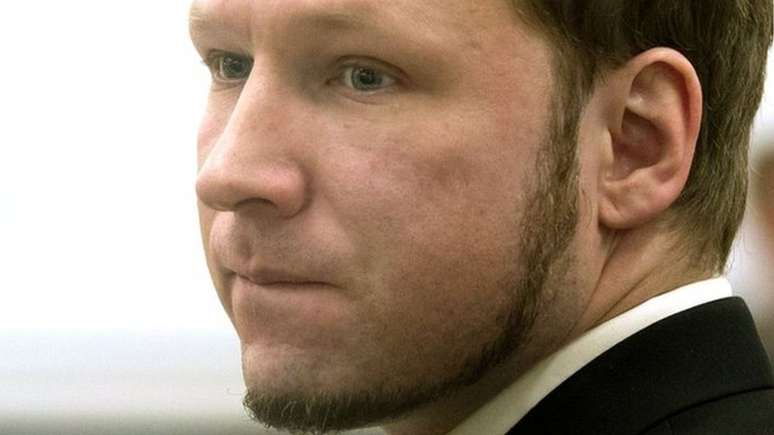 Anders Behring Breivik realizou ataque a bomba em julho de 2011