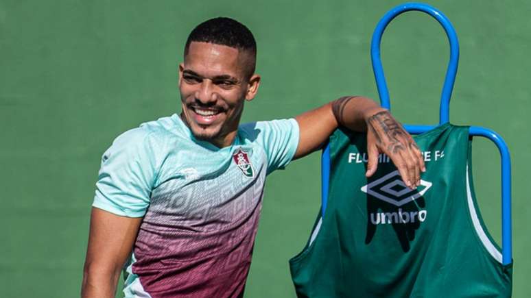 Gilberto está em negociação com o Benfica (Foto: LUCAS MERÇON / FLUMINENSE F.C.)