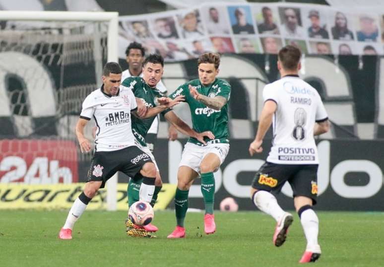 Corinthians e Palmeiras fizeram um jogo disputado, mas longe ser atraente (Foto: Rodrigo Coca/Ag. Corinthians)