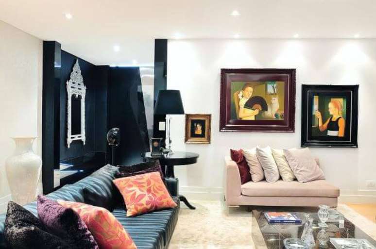 47. Decora&ccedil;&atilde;o de sala de estar com sof&aacute; div&atilde; bege &ndash; Via: Moreno Interiores