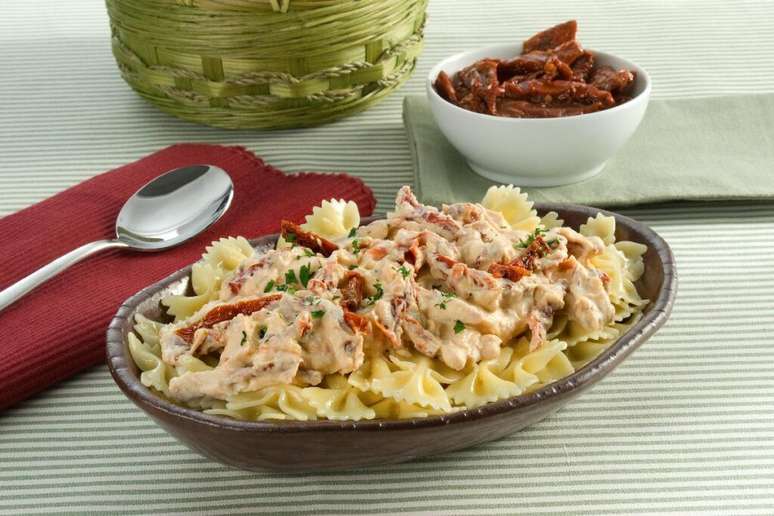 Guia da Cozinha - 9 receitas de macarr&atilde;o que ficam prontas em at&eacute; 30 minutos