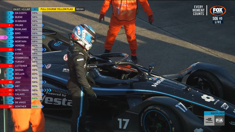 Nyck de Vries ficou pelo caminho com problemas mec&acirc;nicos 