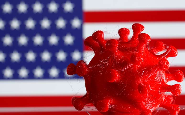 Modelo de coronavírus impresso em 3D está em frente a uma bandeira dos EUA em ilustração
25/03/2020
REUTERS / Dado Ruvic