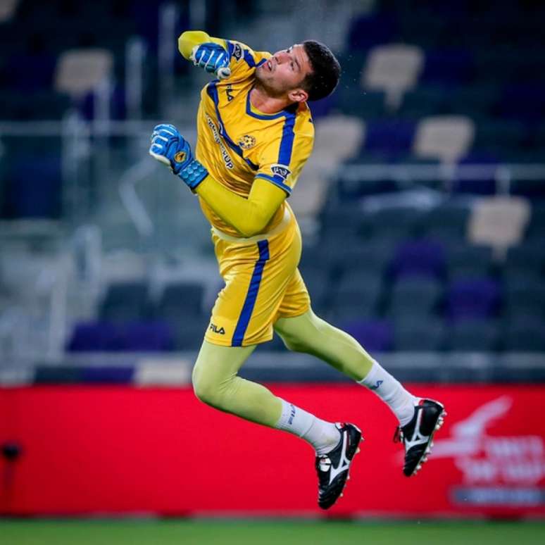 Goleiro brasileiro Daniel Tenenbaum pode ser bicampeão da Supercopa de Israel contra oHapoel Beer Sheva (Divulgação/Maccabi)