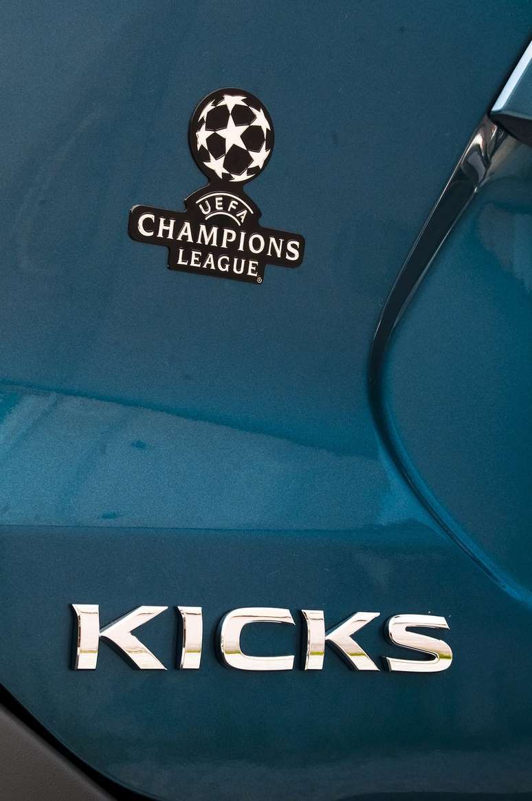 Adesivos da Uefa Champions League dão um toque de exclusividade ao carro.