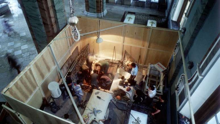 Membros da fam&iacute;lia real chegaram a ser exumados para que novos testes de DNA fossem realizados