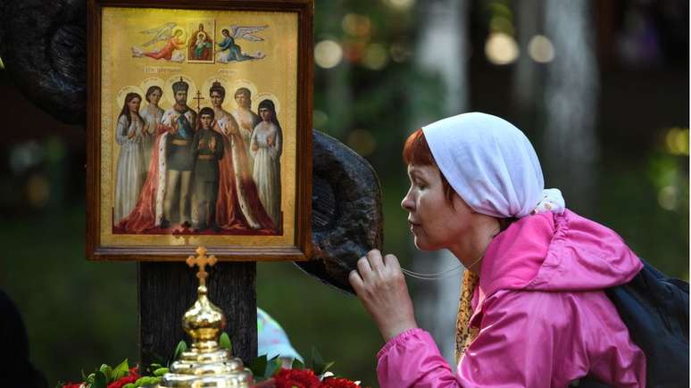 Os Romanov são considerados santos para cristãos ortodoxos russos