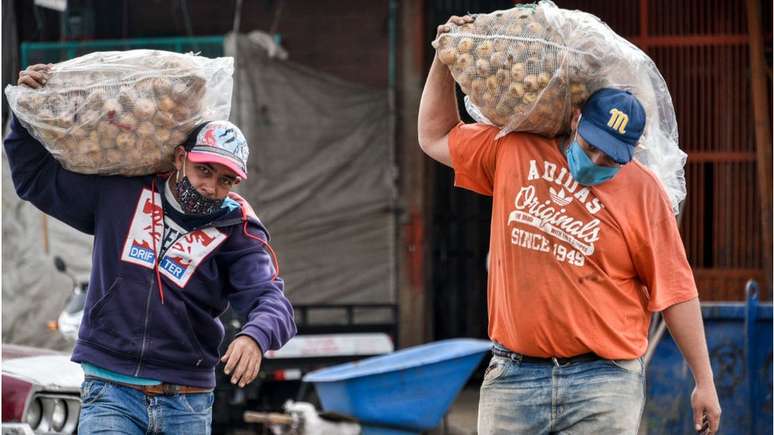 Vários setores econômicos da América Latina sofreram as consequências de medidas de confinamento para impedir a disseminação do coronavírus