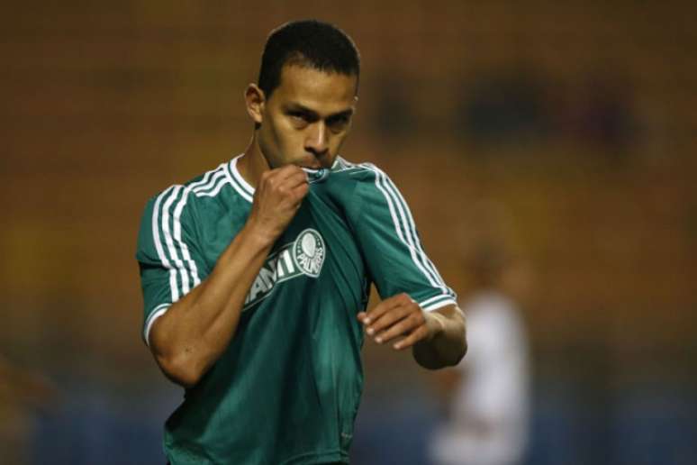 Jogador enalteceu técnico Vanderlei Luxemburgo, do Palmeiras (Foto: Tom Dib/Lancepress!)