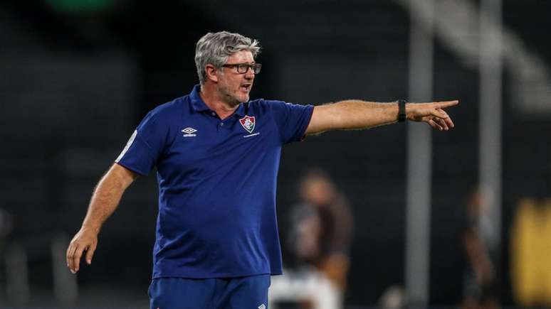 Odair Hellmann jamais venceu ou viu seus comandados marcarem um gol na Arena Grêmio enquanto esteve à frente do Internacional (FOTO: LUCAS MERÇON / FLUMINENSE F.C.)