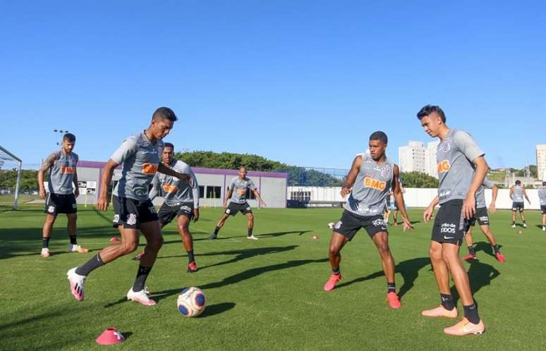 Jogadores ficaram confinados no CT Joaquim Grava durante o Paulistão (Foto: Rodrigo Coca/Ag. Corinthians)