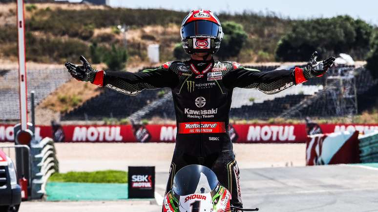 Jonathan Rea venceu duas provas neste domingo em Portimão 