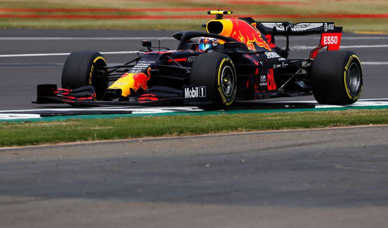 Max Verstappen brilhou neste domingo e venceu o GP dos 70 Anos da F1 