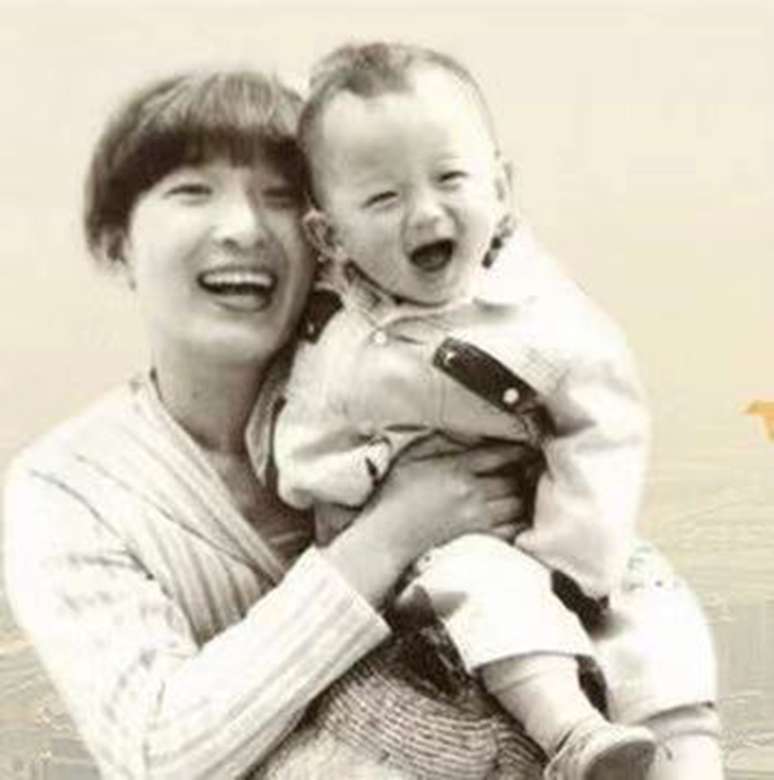 Depois que o filho de Li Jingzhi desapareceu, em 1988, ela dedicou sua vida a procurá-lo.