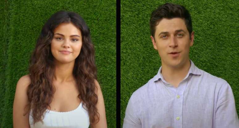 Selena Gomez e David Henrie anunciaram que irão lançar um filme juntos
