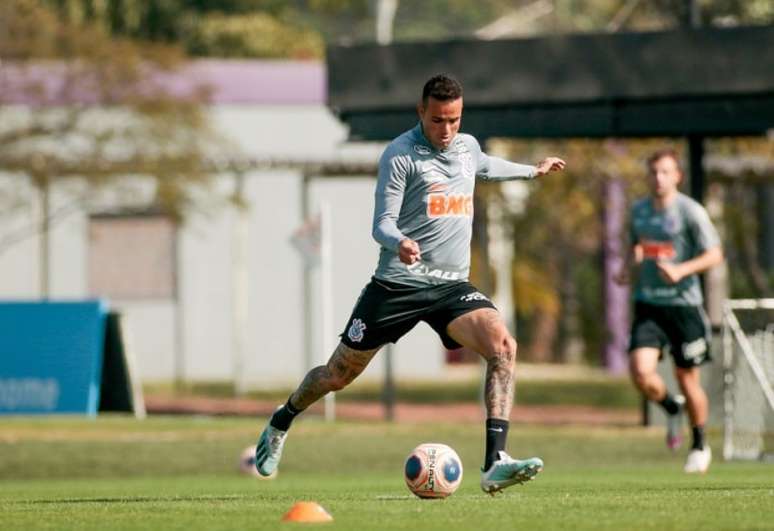 Luan não vem agradando com a camisa do Corinthians (Foto: Rodrigo Coca/Ag. Corinthians)