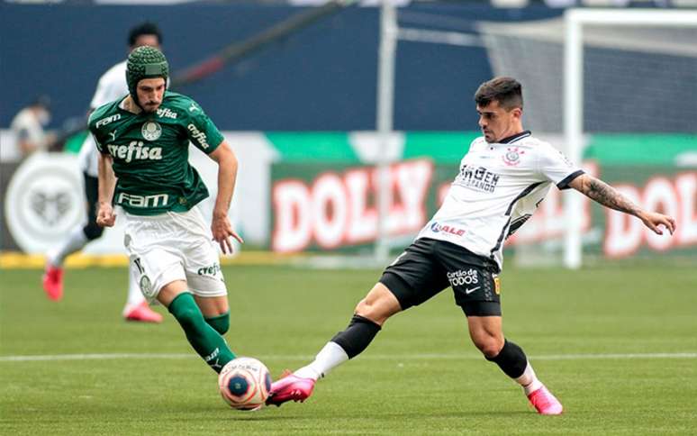 Fagner se machucou na final do Campeonato Paulista, contra o Palmeiras, no último sábado (Foto: Rodrigo Coca/Corinthians)