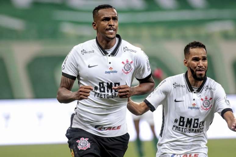 Jô marcou gols decisivos e deu sobrevida ao Corinthians na final do Paulistão (Foto: Rodrigo Coca/Ag. Corinthians)