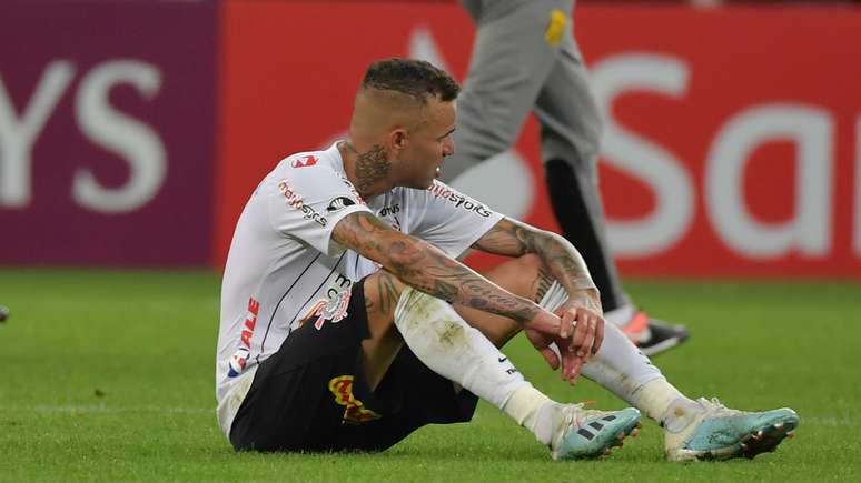 Torcida do Corinthians chamou Luan de pipoqueiro