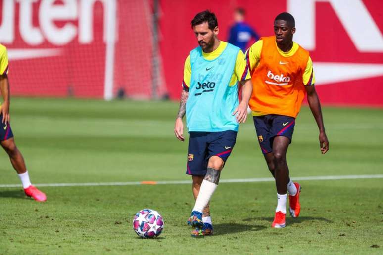 Messi e Dembélé estão disponíveis para a partida contra o Bayern de Munique (Foto: Divulgação/Barcelona)