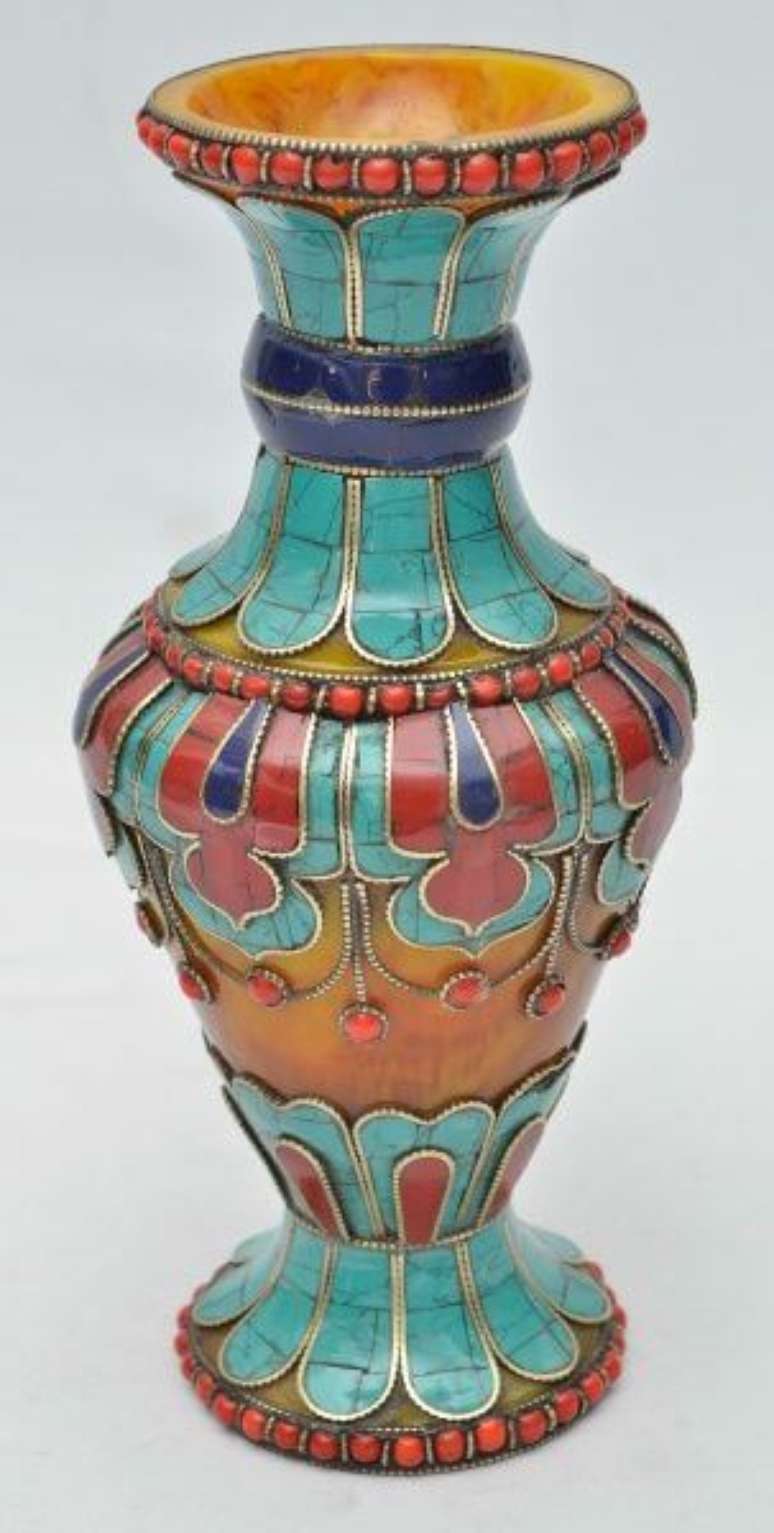 33. &acirc;nfora colorida e sofisticada para casas modernas &ndash; Via: Capadocia Leil&otilde;es