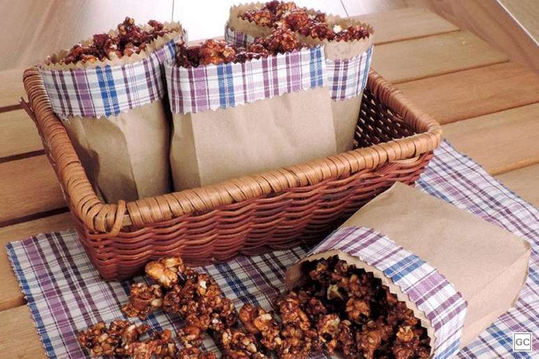 Guia da Cozinha - Receitas de pipoca doce para servir para as crian&ccedil;as hoje mesmo