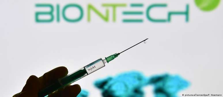 Os anticorpos contra o Sars-Cov-2 permaneceram 21 dias após a primeira vacinação, mostraram testes