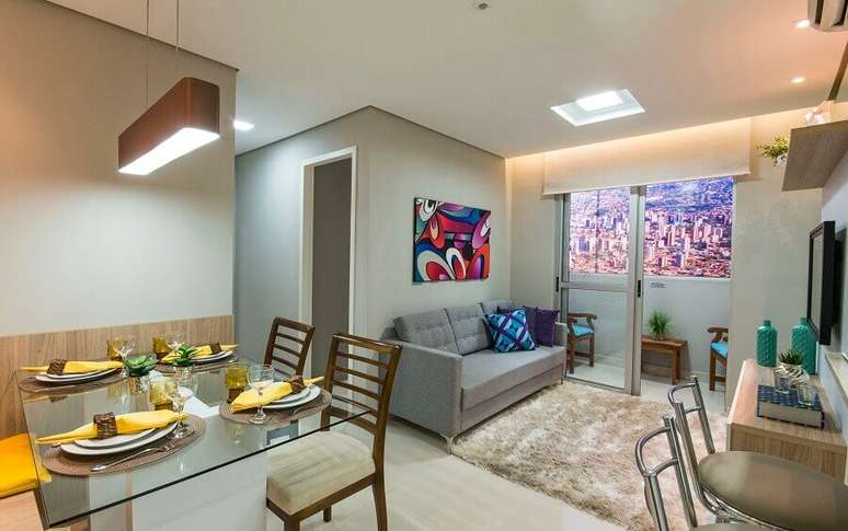 6. Decoração de apartamento pequeno e simples com sala de estar e jantar integrada – Foto: Pinterest