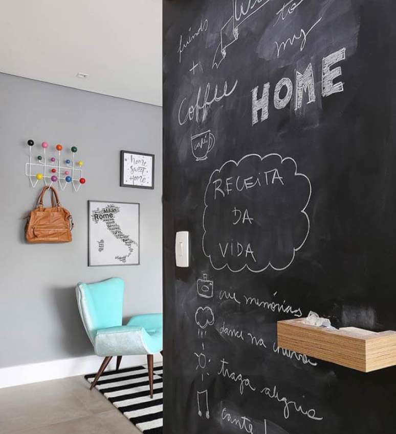 57. Invista em uma linda parede lousa e abuse da criatividade. Fonte: Pinterest