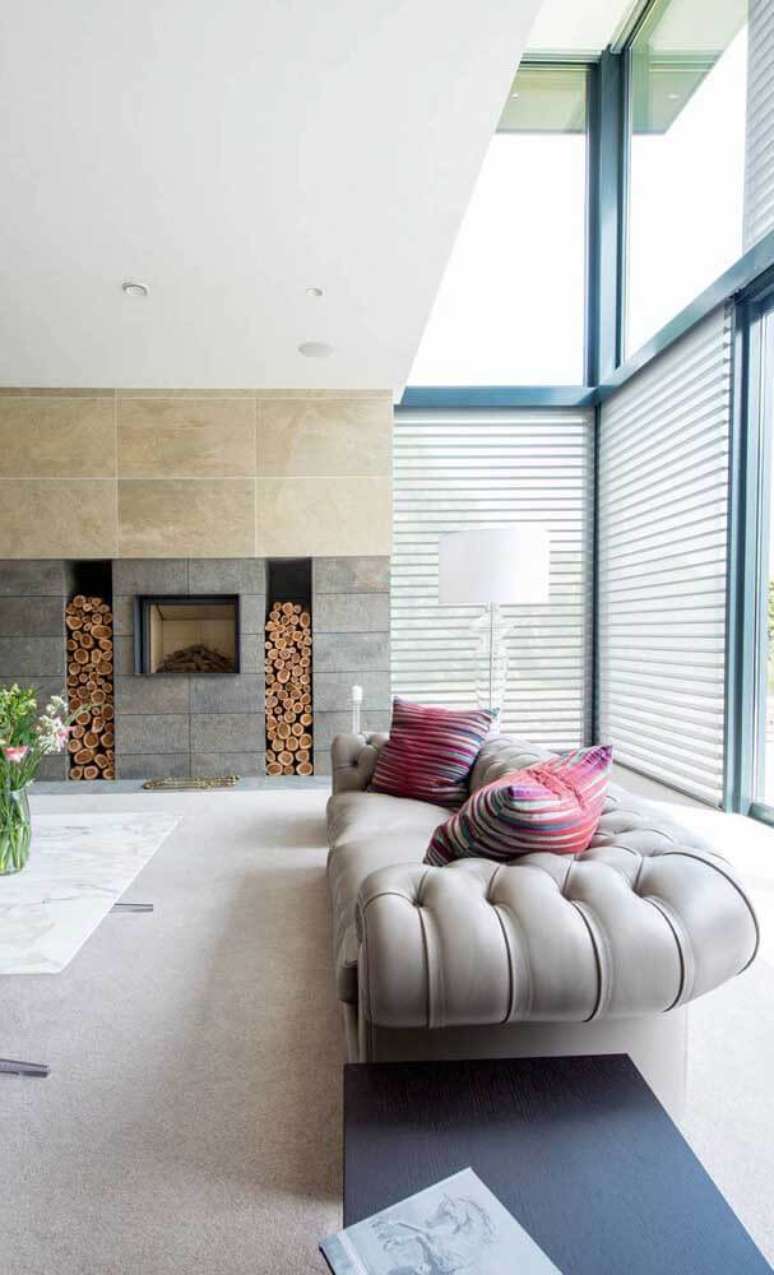 33. Sof&aacute; capiton&ecirc; chesterfield &ndash; Via: Pinterest