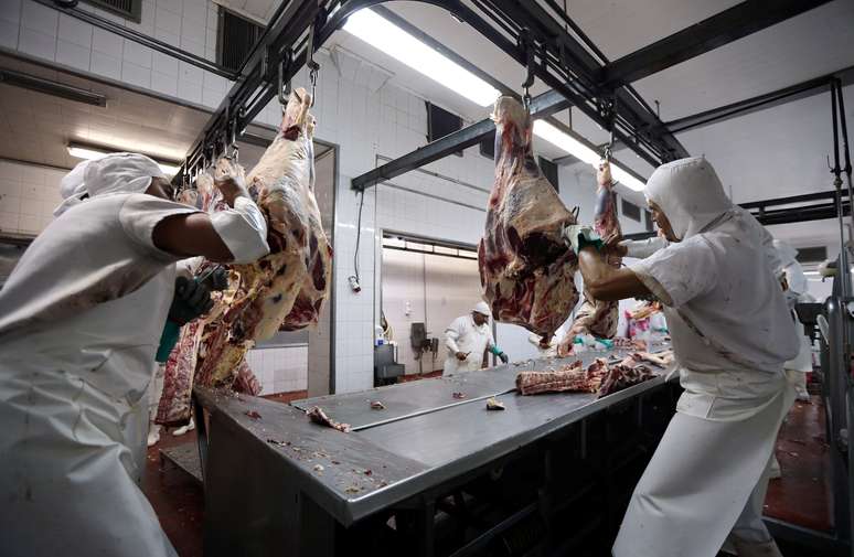 Unidade de processamento de carne bovina em San Fernando, Argentina 
25/06/2017
REUTERS/Marcos Brindicci