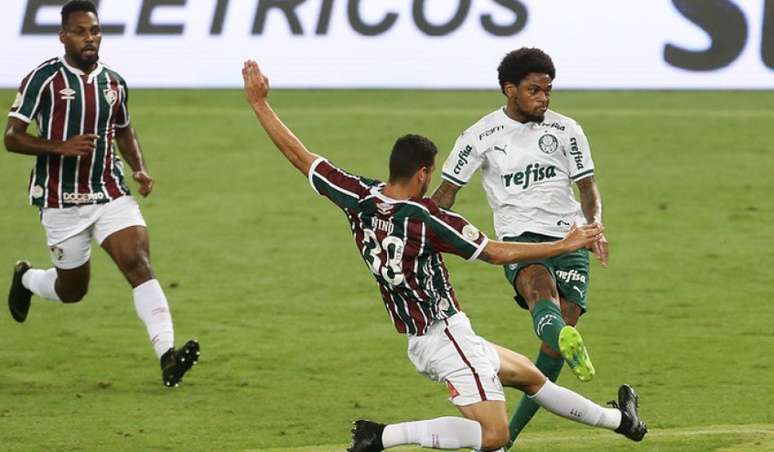 Luiz Adriano deixou sua marca novamente contra o Fluminense (Foto: Cesar Greco/Agência Palmeiras)