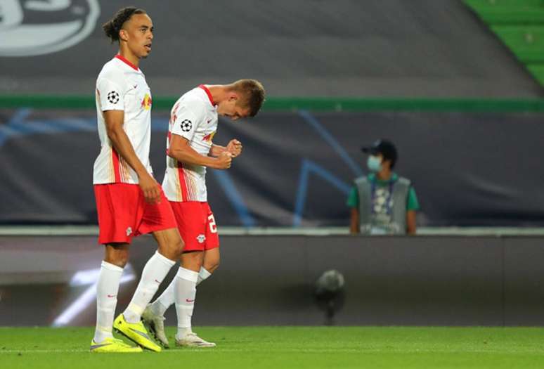 RB Leipzig conseguiu classificação histórica diante do Atlético de Madrid (Foto: MIGUEL A. LOPES / POOL / AFP)