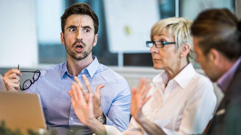 &Eacute; preciso impedir ou prevenir amea&ccedil;as por parte do lado oposto