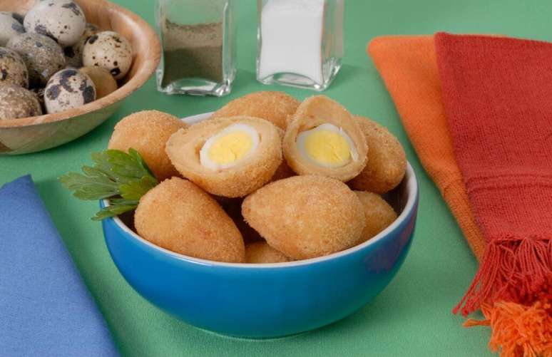 Guia da Cozinha - 5 receitas empanadas pr&aacute;ticas para experimentar no fim de semana