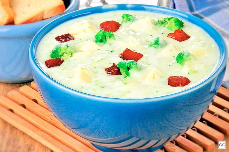Guia da Cozinha - 9 receitas de sopa-creme que voc&ecirc; precisa experimentar hoje
