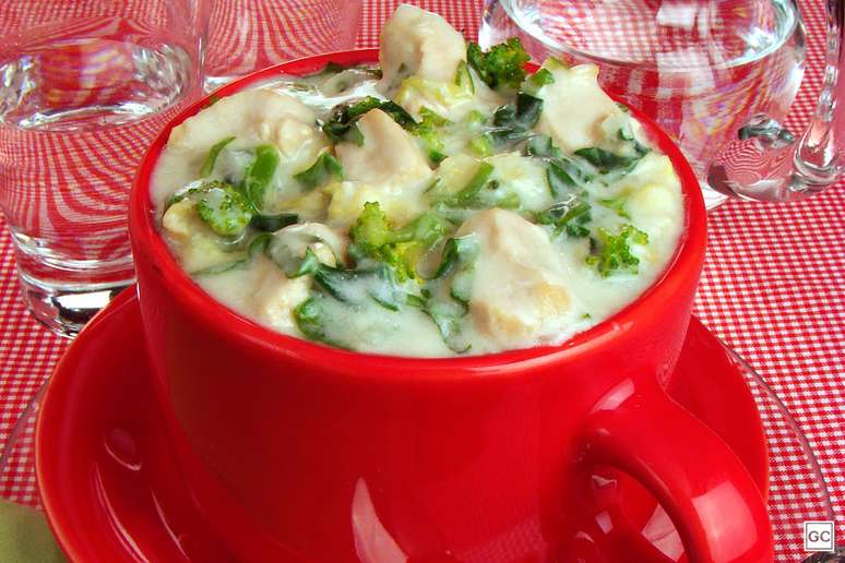 Guia da Cozinha - 9 receitas de sopa-creme que voc&ecirc; precisa experimentar hoje