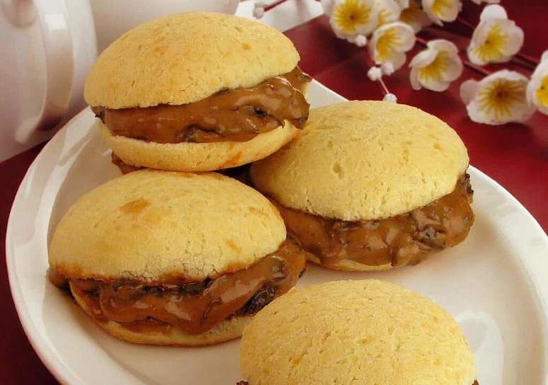 Guia da Cozinha - 7 receitas com recheio de doce de leite para provar no café da tarde
