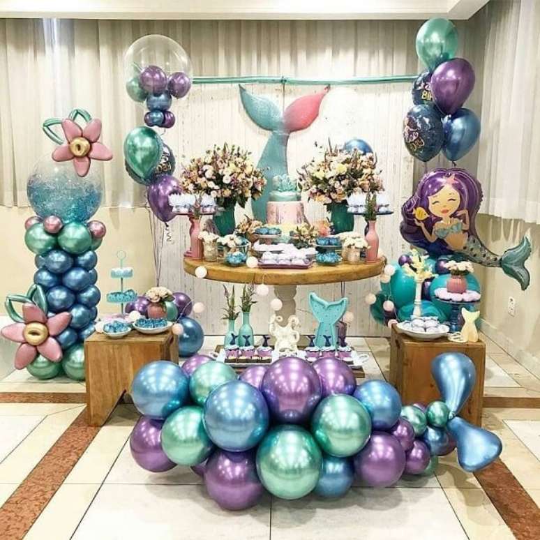 111. Festa de aniversário com tema da Pequena Sereia. Fonte: Pinterest