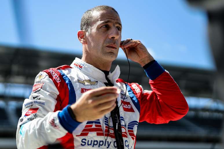 Tony Kanaan tenta a segunda vit&oacute;ria na Indy 500 