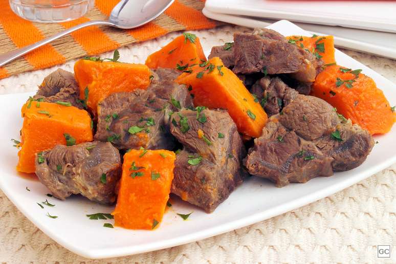 Guia da Cozinha - 7 receitas baratas e f&aacute;ceis com ab&oacute;bora para o jantar