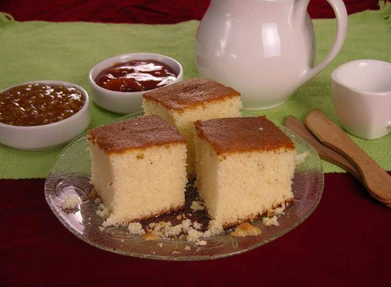 Guia da Cozinha - 9 varia&ccedil;&otilde;es do cl&aacute;ssico bolo p&atilde;o de l&oacute; para o lanche da tarde