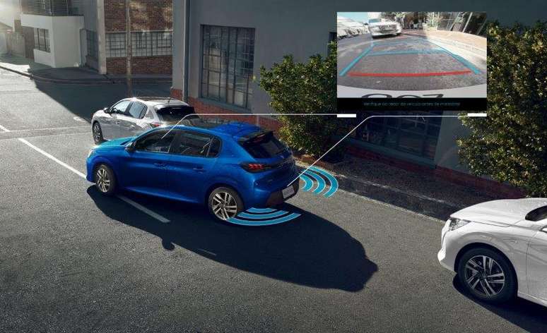 Assistente de estacionamento: um luxo para um hatch compacto.