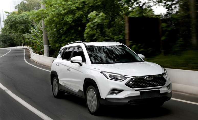 JAC T60 tem motor 1.5 turbo de 168 cv, ou seja, 40 cavalos a mais do que o VW T-Cross.