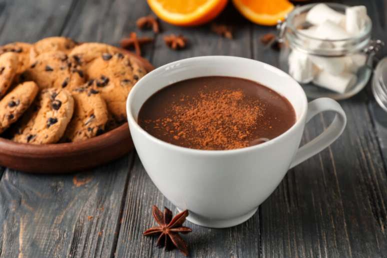Guia da Cozinha - 7 receitas que combinam com chocolate quente para provar hoje
