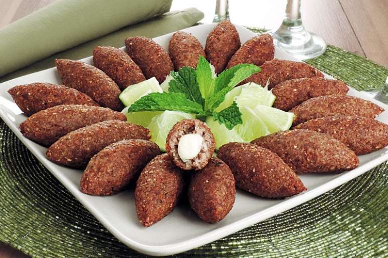 Guia da Cozinha - Aperitivo dos campe&otilde;es: 9 receitas para ver a final da Champions League