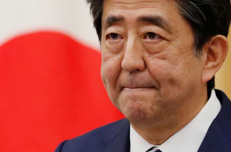 Primeiro-ministro do Japão, Shinzo Abe, durante entrevista coletiva em Tóquio
25/05/2020 REUTERS/Kim Kyung-Hoon/Pool