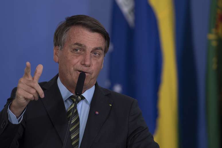 Jair Bolsonaro falou sobre o auxílio emergencial 